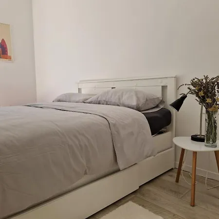 E55 Apartment *